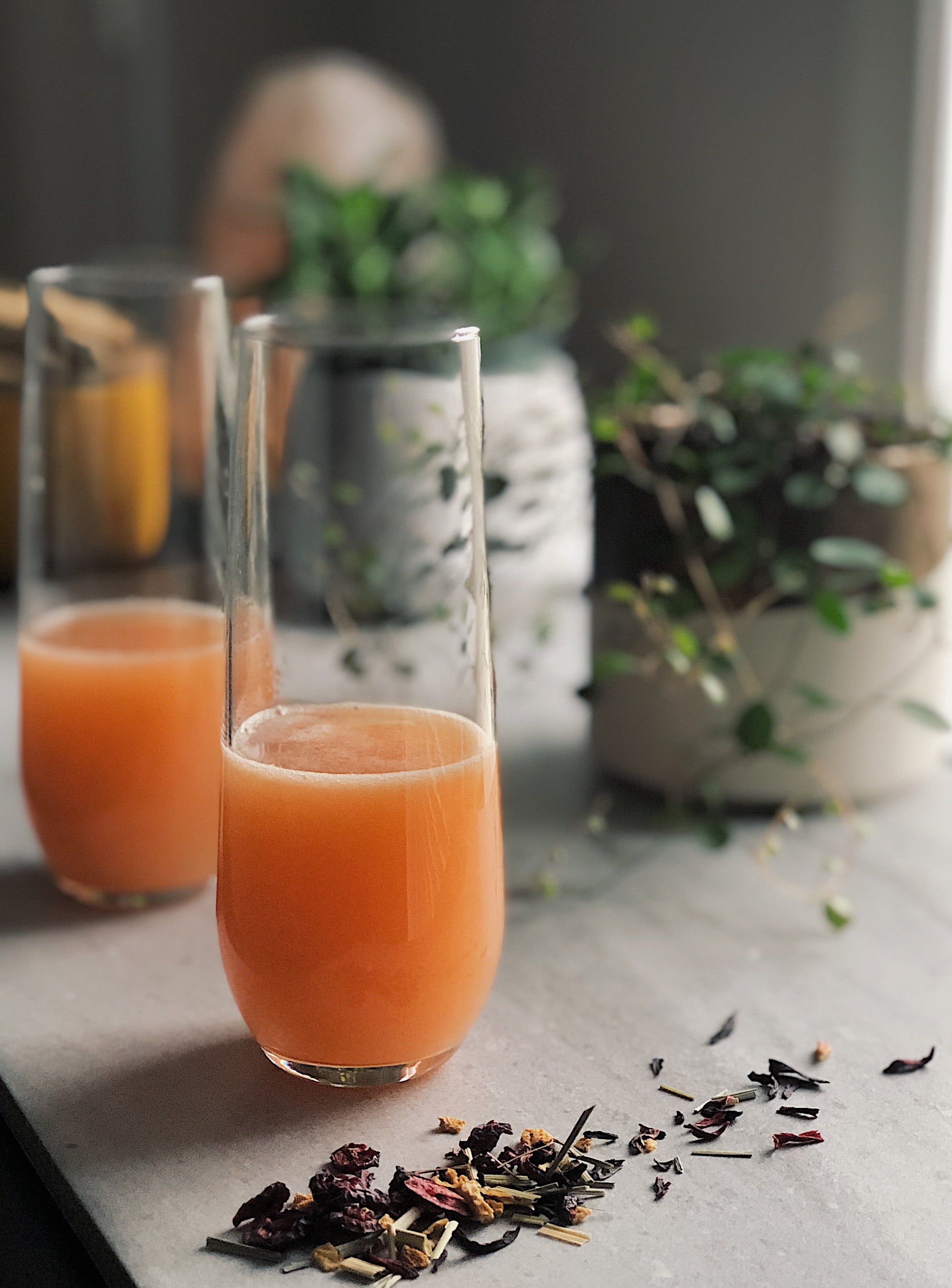 Citrus Cranberry Tea Cocktail Recipe